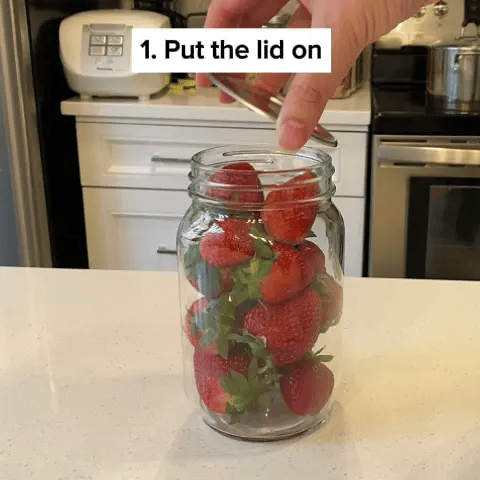 MasonGenie_Strawberries.webp